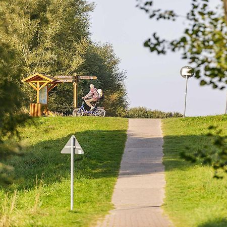 Ferienwohnung Ostseeblick Mit Balkon Wustrow  Luaran gambar